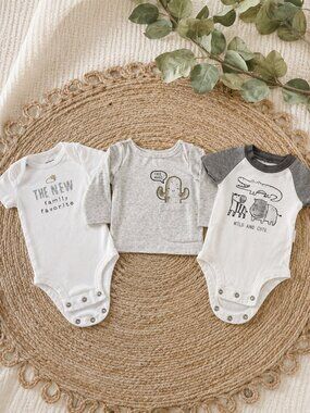 Carter's Newborn Baby Bundle 3 Pc Bodysuits & Long Sleeve Top Neutral UGC